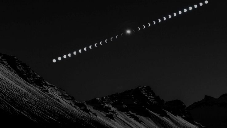 Si sta formando un nuovo sistema lunare