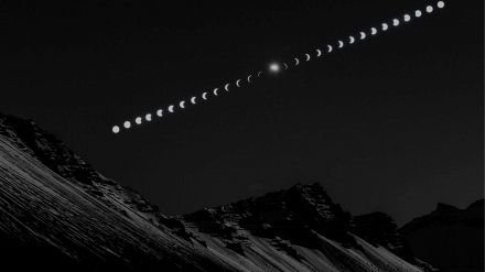 Si sta formando un nuovo sistema lunare