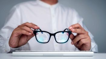 Google presenta i suoi primi occhiali AI: ecco quando arrivano