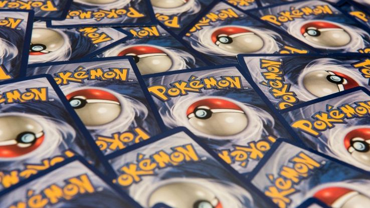 Carte Pokémon a faccia in giù