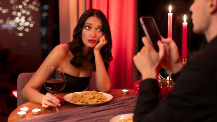 Una coppia al ristorante