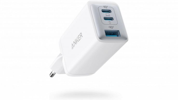 Imperdibile 57% di sconto sul caricatore rapido Anker con 3 Porte USB