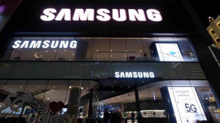 Un negozio con prodotti Samsung