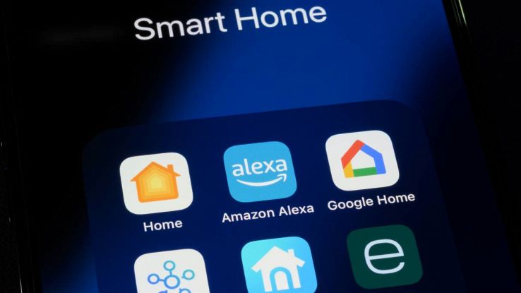 Alcune app per smart home, tra cui Amazon Alexa