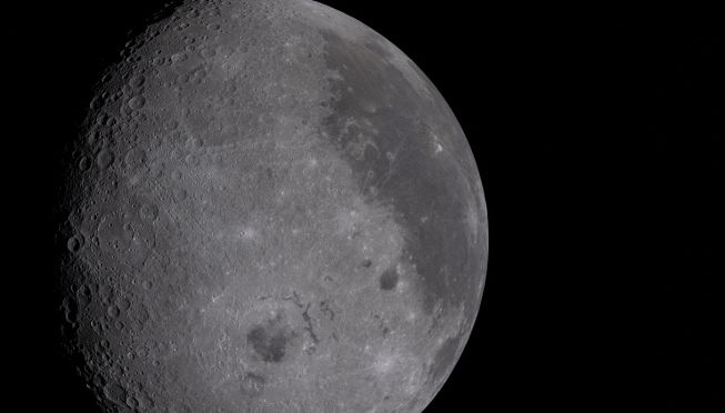 Foto della Luna scattata da Orion