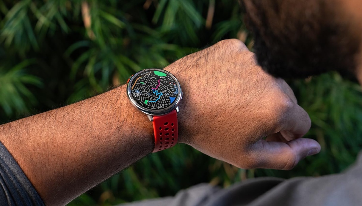 https://wips.plug.it/cips/tecnologia/cms/2026/05/amazfit-active2.jpg