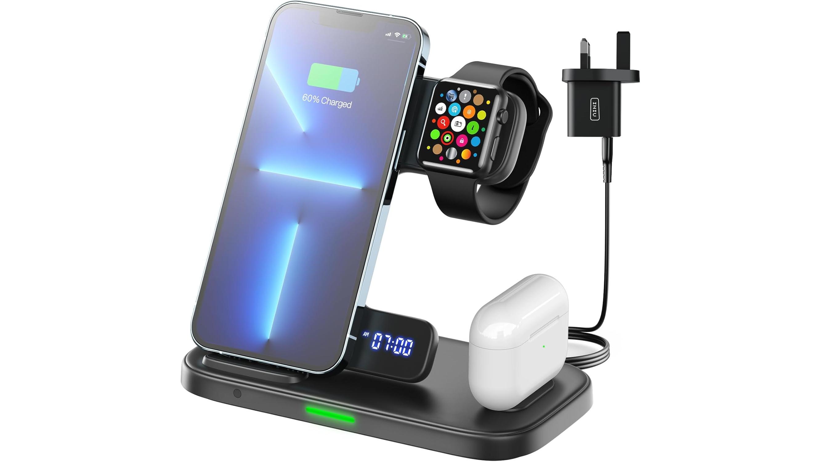 https://wips.plug.it/cips/tecnologia/cms/2026/05/iniu-stazione-ricarica-apple-3-in-1-nera.jpg