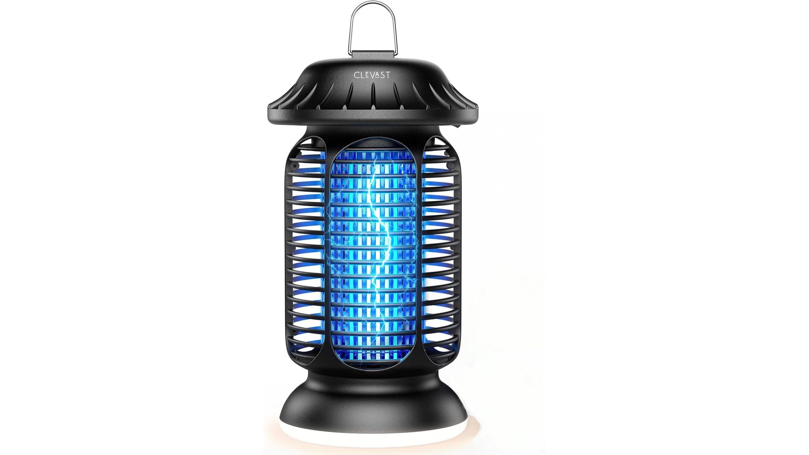 https://wips.plug.it/cips/tecnologia/cms/2026/05/lampada-antizanzare-clevast-nera-20w-uv.jpg