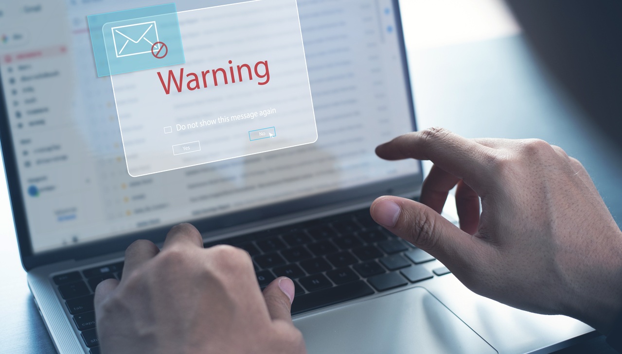 https://wips.plug.it/cips/tecnologia/cms/2026/05/sicurezza-mail.jpg