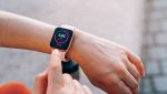 Uno smartwatch