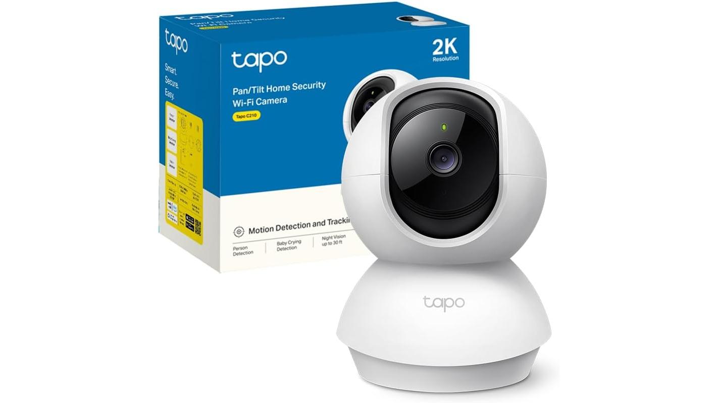 https://wips.plug.it/cips/tecnologia/cms/2026/05/videocamera-sorveglianza-tapo-c210-bianca.jpg
