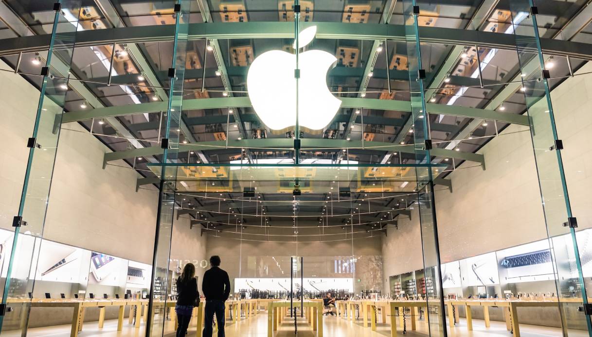 https://wips.plug.it/cips/tecnologia/cms/2026/06/apple.jpg