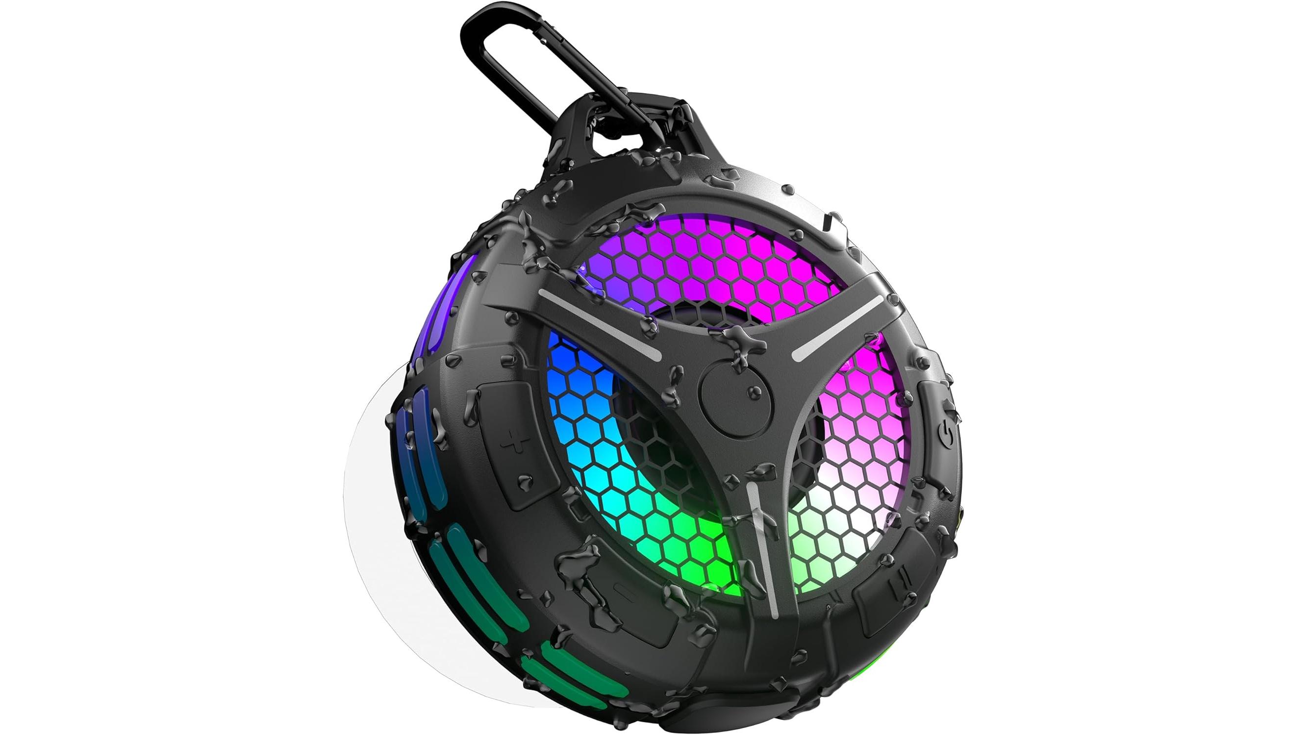 https://wips.plug.it/cips/tecnologia/cms/2026/06/cassa-bluetooth-doccia-ortizan-impermeabile.jpg