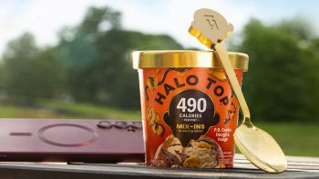 halo-top-spoon