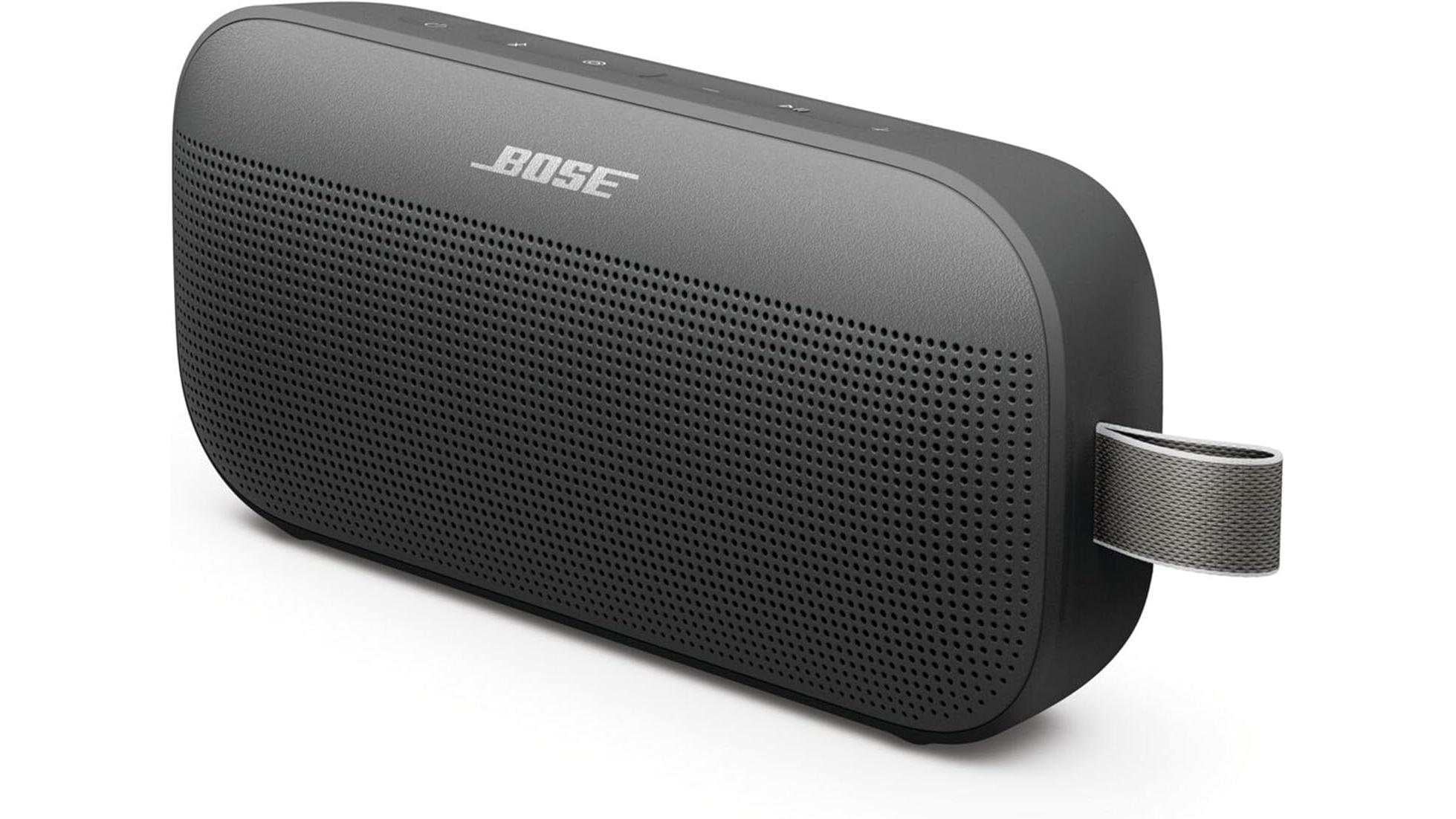 https://wips.plug.it/cips/tecnologia/cms/2026/07/altoparlante-bluetooth-bose-soundlink-flex-nero.jpg