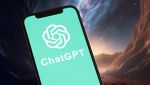 ChatGpt su sfondo verde su smartphone