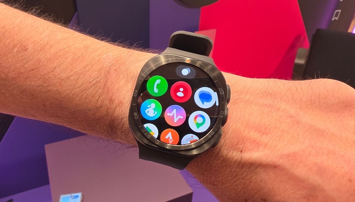 https://wips.plug.it/cips/tecnologia/cms/2026/07/libero-tecnologia-galaxy-watch-ultra2.jpg