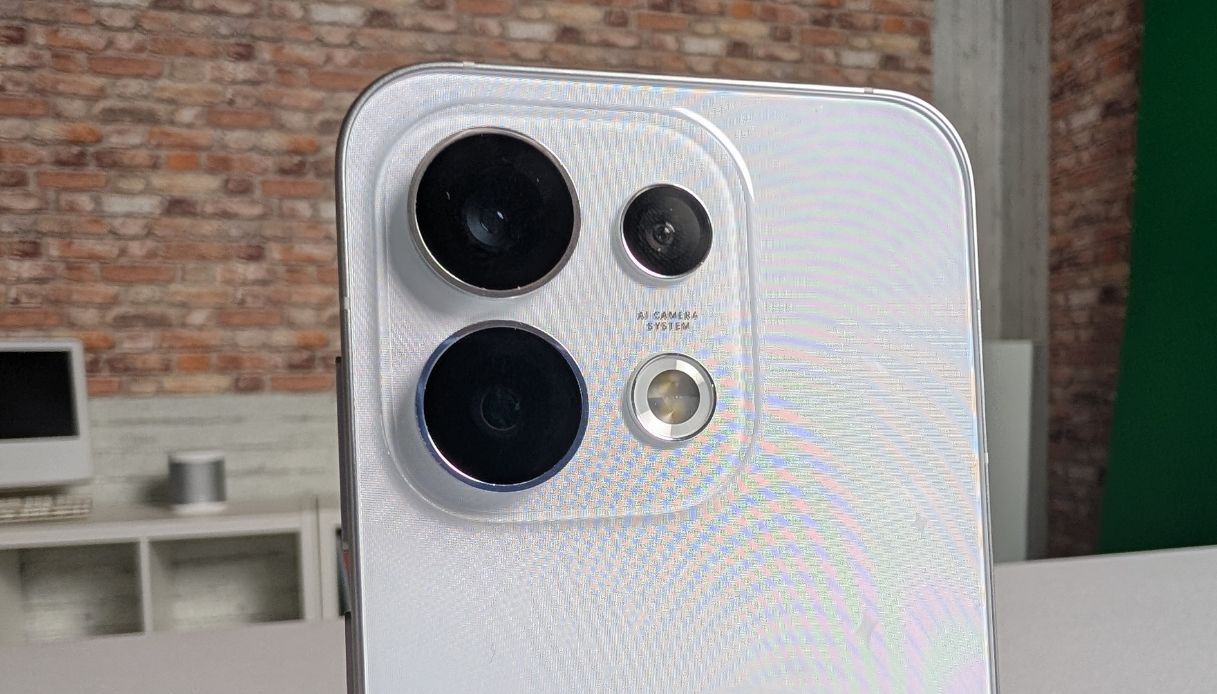 OPPO Reno16 Pro