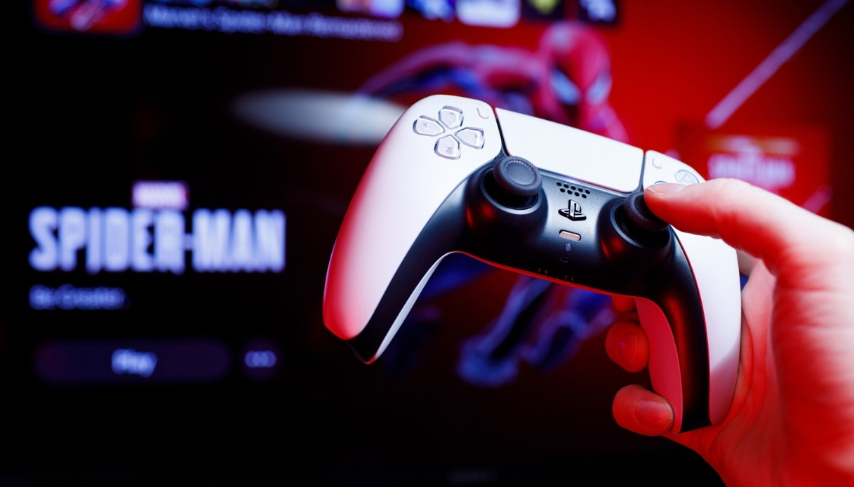 https://wips.plug.it/cips/tecnologia/cms/2026/07/playstation-addio-dischi-fisici.jpg