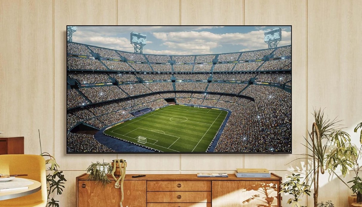 https://wips.plug.it/cips/tecnologia/cms/2026/07/samsung-tv-u7000.jpg