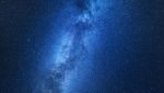 Cielo notturno con Via Lattea