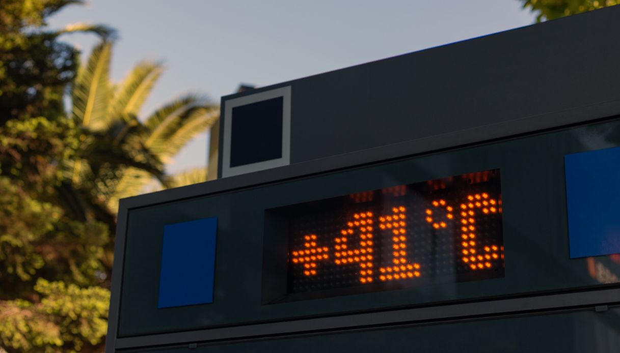 https://wips.plug.it/cips/tecnologia/cms/2026/08/caldo-torrido.jpg