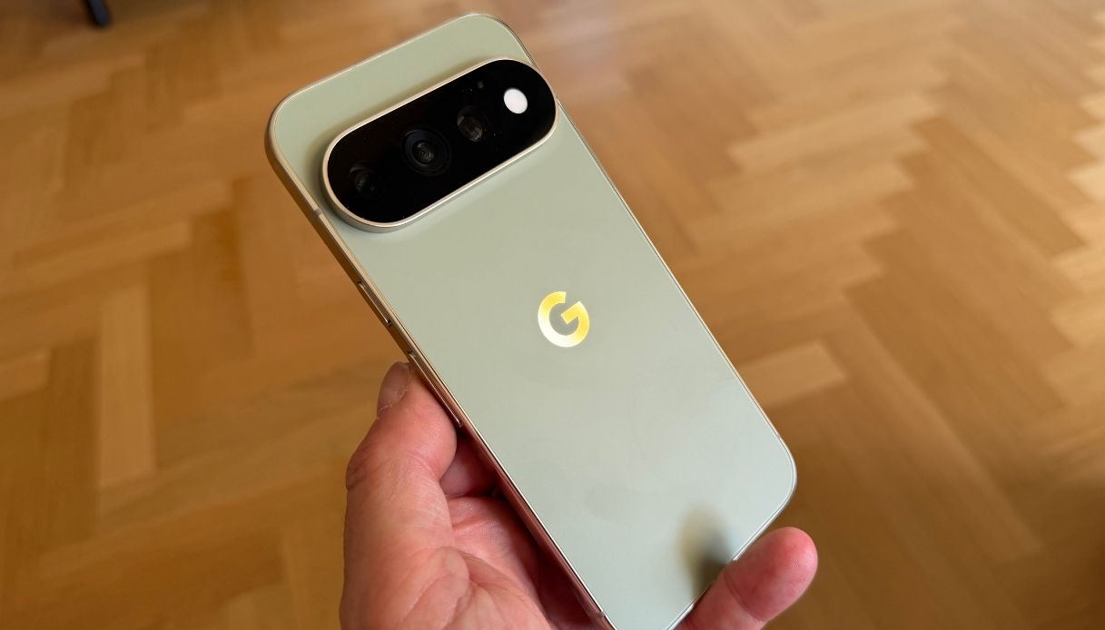https://wips.plug.it/cips/tecnologia/cms/2026/08/libero-tecnologia-google-pixel-11-pro.jpg