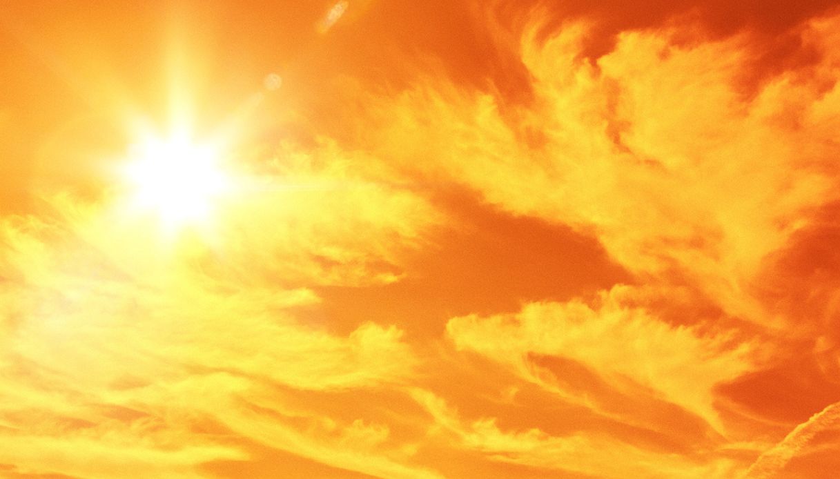 https://wips.plug.it/cips/tecnologia/cms/2026/08/ondata-di-calore.jpg