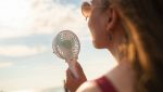 Un ventilatore in spiaggia