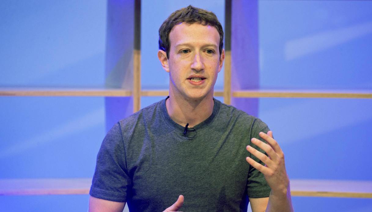 https://wips.plug.it/cips/tecnologia/cms/2026/08/zuckerberg.jpg