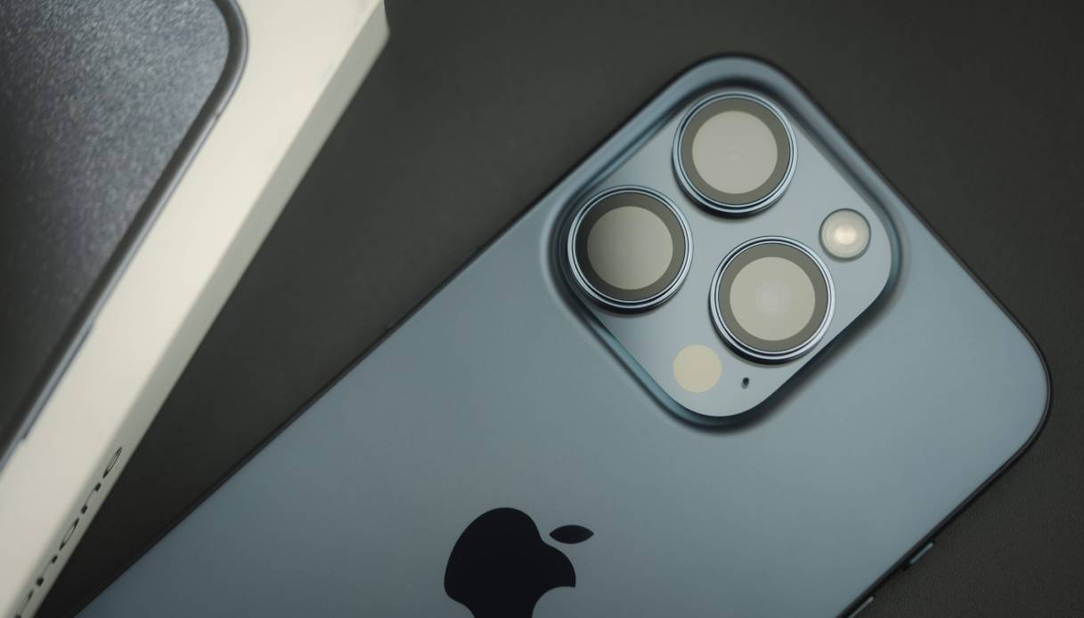 https://wips.plug.it/cips/tecnologia/cms/2026/09/iphone-2.jpg