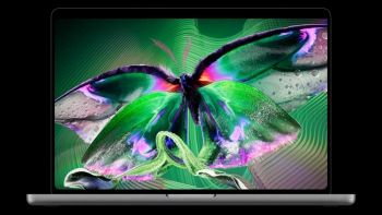 Apple MacBook Pro OLED