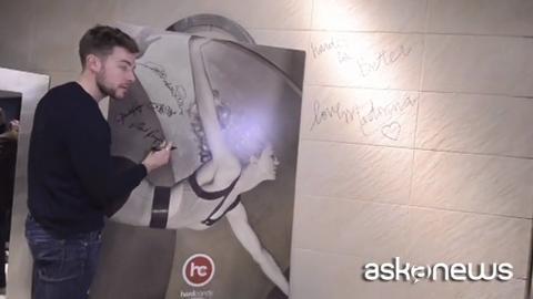 Fitness, Madonna porta a Roma il nuovo "yoga in sospensione"sospensione_20160224_video_19533554