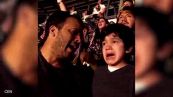 Commovente: il bimbo autistico piange al concerto dei Coldplay