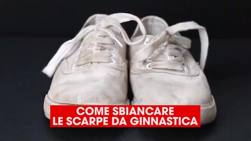 Come pulire le sneakers bianche: il bicarbonato è top per sbiancarle