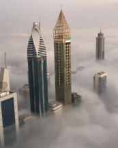 Dubai tra le nuvole è uno spettacolo da mozzare il fiato