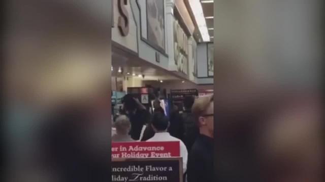 Live dei Metallica al supermercato