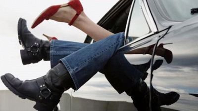 Car kamasutra, le posizioni migliori per farlo in auto