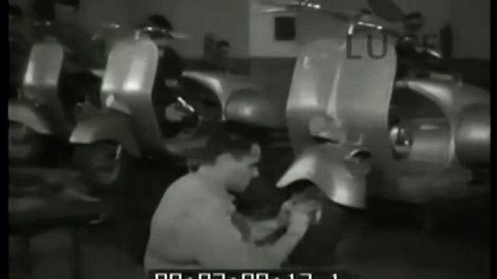 23 aprile: Viene brevettata la Vespa