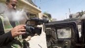 Nel mirino dell'ISIS: proiettile rimbalza su telecamera