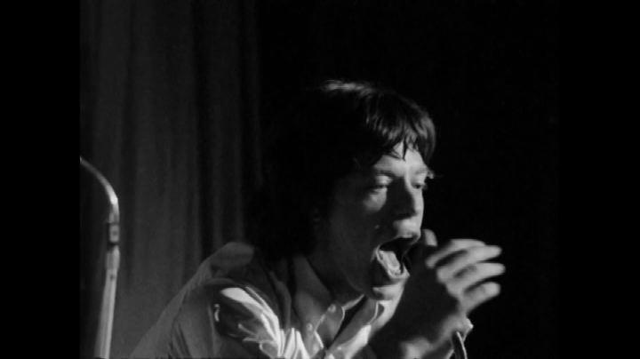 12 giugno: Esce il singolo (I Can't Get No) Satisfaction