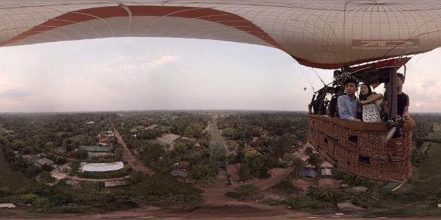 Vi portiamo in volo sulla mongolfiera #video360