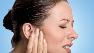 Acqua nelle orecchie: il modo più sicuro per liberarsene