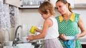 Bambini e faccende domestiche: quando iniziare?