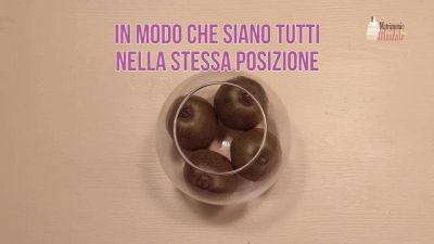 Decorazione buffet con kiwi e rose #MATRIMONIOFAIDATE
