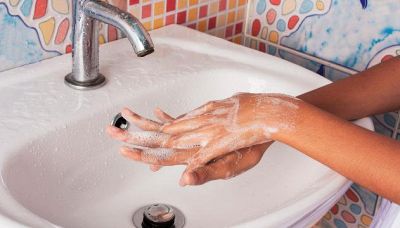 Lavamani igienizzanti: sì o no?