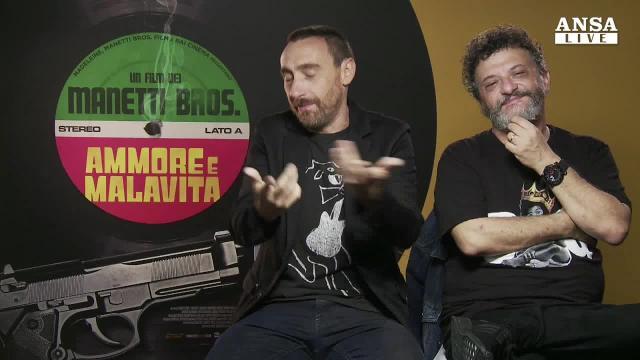 Tra sceneggiata napoletana e musical