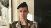 Cosa ci fa Michelle Hunziker vestita da militare?