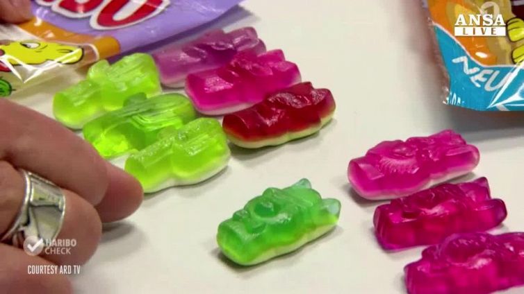 'Operai schiavi' in Brasile dietro gli orsetti Haribo