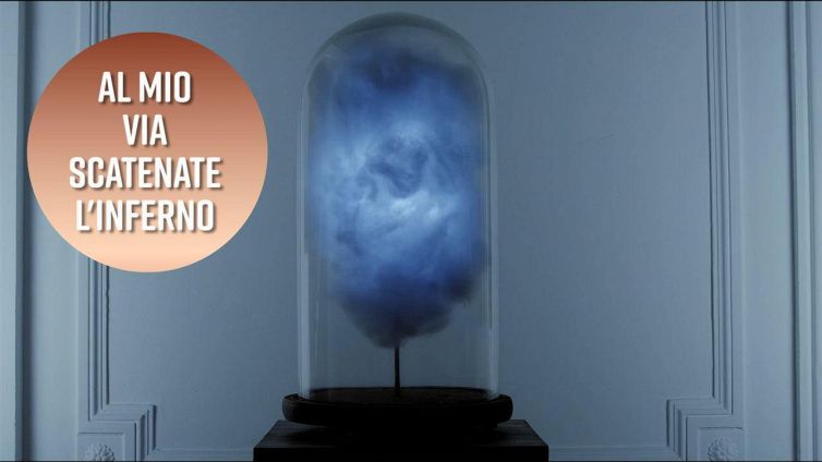 Trump twitta e si scatena l'inferno... in una lampada